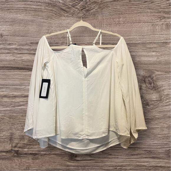 Blaque Label Cold Shoulder Top *NWT w/flaw* Off-White High Neck Trumpet Sleeve - Picture 2 of 11